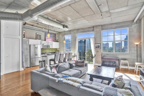 Condominio en Fort Lauderdale, Florida, 1 dormitorio  № 2077664