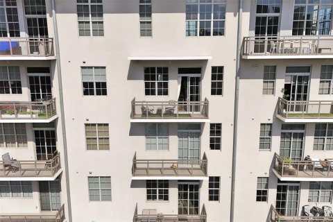 Condominio en venta en Fort Lauderdale, Florida, 1 dormitorio, 99.78 m2 № 2077664 - foto 16