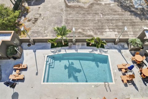 Condominio en venta en Fort Lauderdale, Florida, 1 dormitorio, 99.78 m2 № 2077664 - foto 29