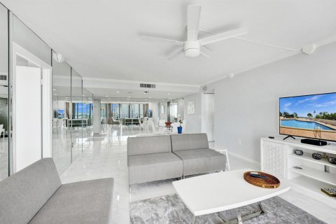 Condominio en venta en West Palm Beach, Florida, 2 dormitorios, 108.7 m2 № 2243380 - foto 14