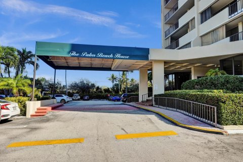 Condominio en venta en West Palm Beach, Florida, 2 dormitorios, 108.7 m2 № 2243380 - foto 2
