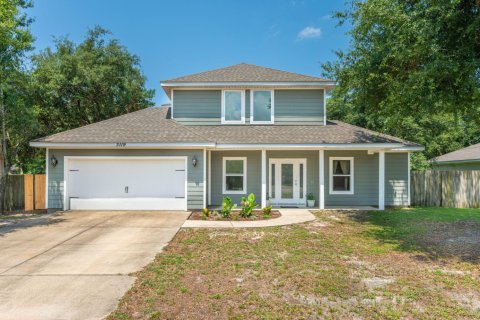 House in Navarre, Florida 4 bedrooms, 214.05 sq.m. № 590449 - photo 1