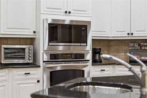 Casa en venta en Lake Mary, Florida, 4 dormitorios, 385.08 m2 № 2324902 - foto 11