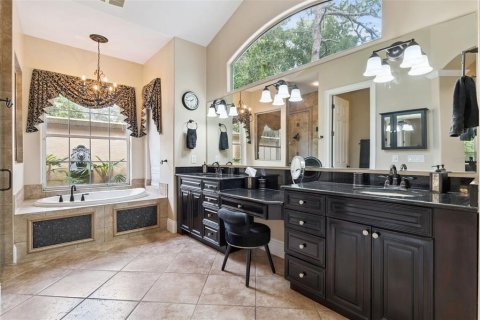 Casa en venta en Lake Mary, Florida, 4 dormitorios, 385.08 m2 № 2324902 - foto 20