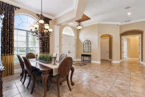 Casa en venta en Lake Mary, Florida, 4 dormitorios, 385.08 m2 № 2324902 - foto 4