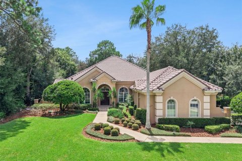 House in Lake Mary, Florida 4 bedrooms, 385.08 sq.m. № 2324902