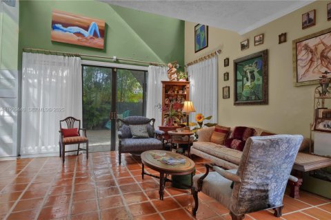 Купить виллу или дом в Майами, Флорида 3 спальни, 146.32м2, № 1989941 - фото 7