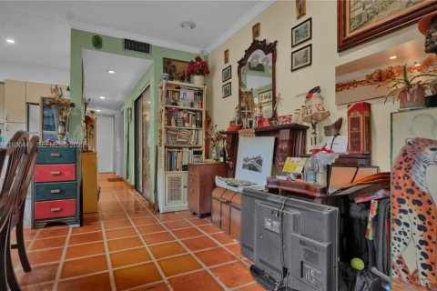 Купить виллу или дом в Майами, Флорида 3 спальни, 146.32м2, № 1989941 - фото 9