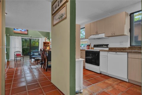 Купить виллу или дом в Майами, Флорида 3 спальни, 146.32м2, № 1989941 - фото 4