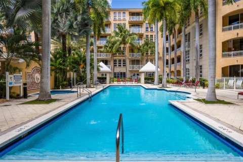 Condo in Aventura, Florida, 2 bedrooms  № 1863921 - photo 30