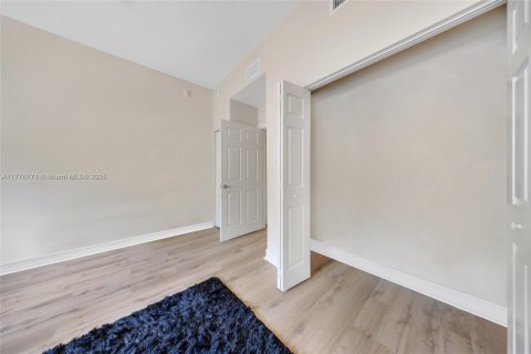 Condo in Aventura, Florida, 2 bedrooms  № 1863921 - photo 25