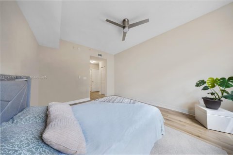 Condo in Aventura, Florida, 2 bedrooms  № 1863921 - photo 22