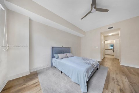 Condo in Aventura, Florida, 2 bedrooms  № 1863921 - photo 21