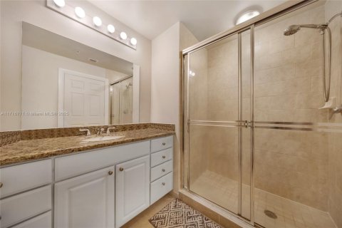 Condo in Aventura, Florida, 2 bedrooms  № 1863921 - photo 16
