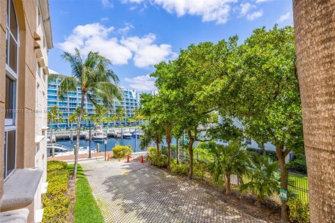 Condo in Aventura, Florida, 2 bedrooms  № 1863921 - photo 7
