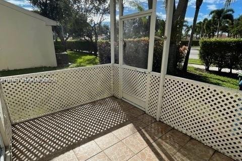 Touwnhouse à vendre à Weston, Floride: 2 chambres, 103.12 m2 № 2001199 - photo 16