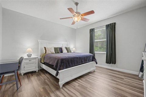 Villa ou maison à vendre à Tampa, Floride: 4 chambres, 169.73 m2 № 2149407 - photo 13
