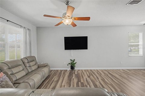 Villa ou maison à vendre à Tampa, Floride: 4 chambres, 169.73 m2 № 2149407 - photo 24