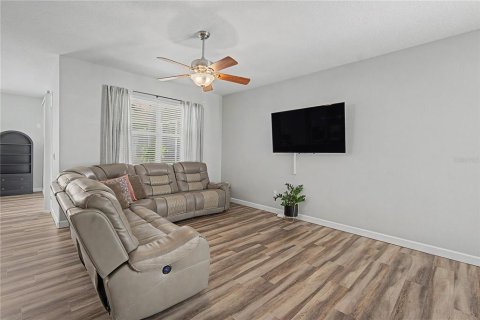Villa ou maison à vendre à Tampa, Floride: 4 chambres, 169.73 m2 № 2149407 - photo 18