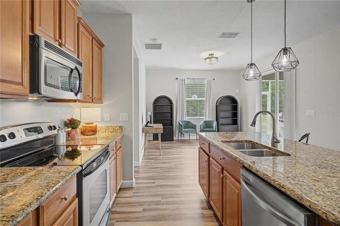 Villa ou maison à vendre à Tampa, Floride: 4 chambres, 169.73 m2 № 2149407 - photo 29