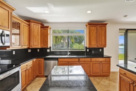 Снять в аренду виллу или дом в Катлер-Бей, Флорида 5 спален, 323.21м2, № 1945096 - фото 8