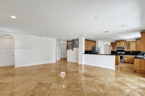 Снять в аренду виллу или дом в Катлер-Бей, Флорида 5 спален, 323.21м2, № 1945096 - фото 10