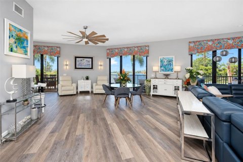 Condo in Punta Gorda, Florida, 3 bedrooms  № 2368704 - photo 16