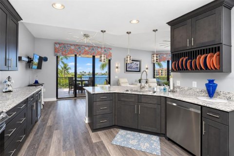 Condo in Punta Gorda, Florida, 3 bedrooms  № 2368704 - photo 26