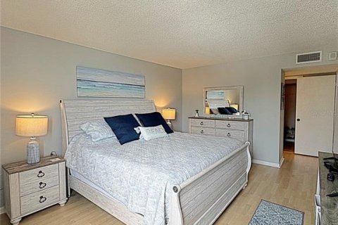 Condominio en alquiler en Clearwater, Florida, 2 dormitorios, 125.42 m2 № 1877065 - foto 28