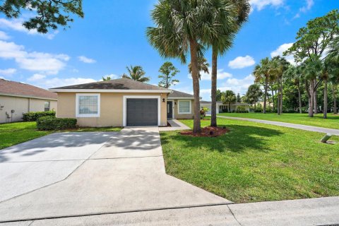 Casa en venta en Haverhill, Florida, 3 dormitorios, 132.11 m2 № 2300779 - foto 2