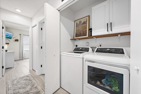 Casa en venta en Haverhill, Florida, 3 dormitorios, 132.11 m2 № 2300779 - foto 18