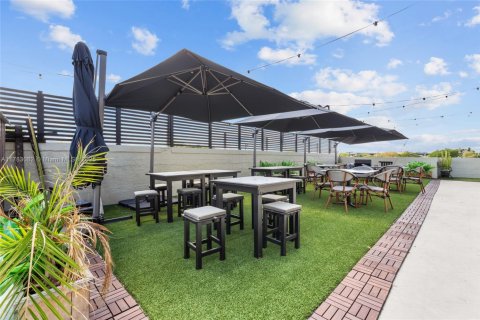 Купить коммерческую недвижимость в Майами, Флорида № 2035252 - фото 21