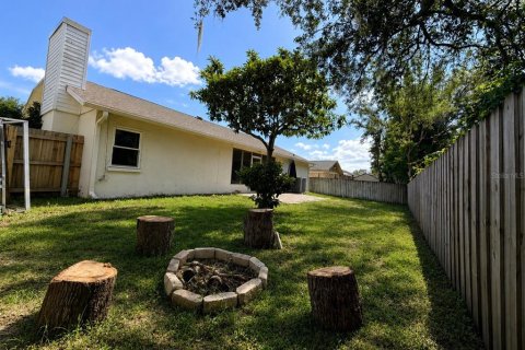 House in Brandon, Florida 3 bedrooms, 164.9 sq.m. № 2225990 - photo 22