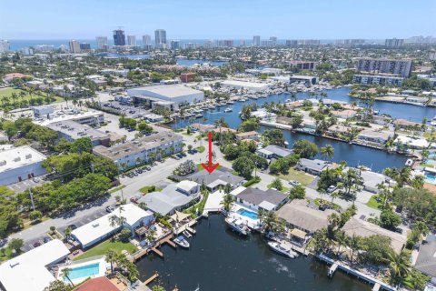 Commercial property in Pompano Beach, Florida 255.85 sq.m. № 2088339 - photo 12