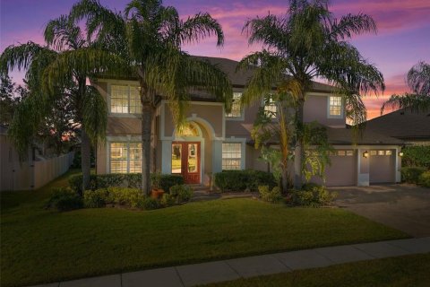 House in Ocoee, Florida 5 bedrooms, 340.67 sq.m. № 1733869 - photo 1