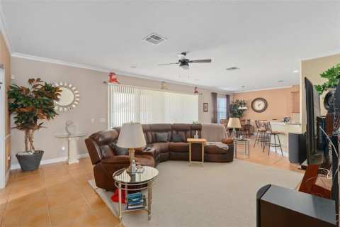 House in Ocoee, Florida 5 bedrooms, 340.67 sq.m. № 1733869 - photo 10