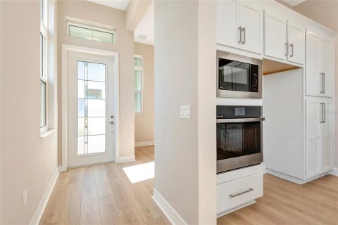 Villa ou maison à vendre à DeLand, Floride: 3 chambres, 160.16 m2 № 1541845 - photo 5