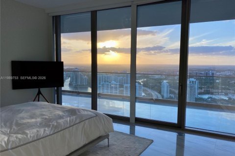 Copropriété à vendre à Sunny Isles Beach, Floride: 2 chambres, 119.94 m2 № 2051723 - photo 10
