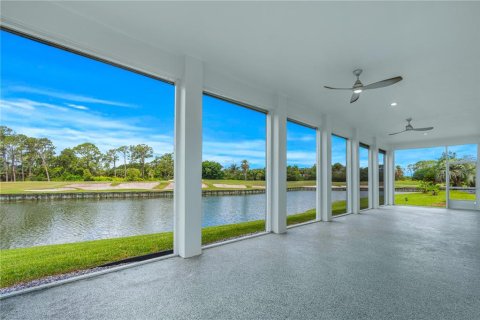 House in Ormond Beach, Florida 4 bedrooms, 406.82 sq.m. № 2224651 - photo 22