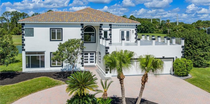 House in Ormond Beach, Florida 4 bedrooms, 406.82 sq.m. № 2224651