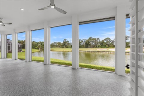 House in Ormond Beach, Florida 4 bedrooms, 406.82 sq.m. № 2224651 - photo 8