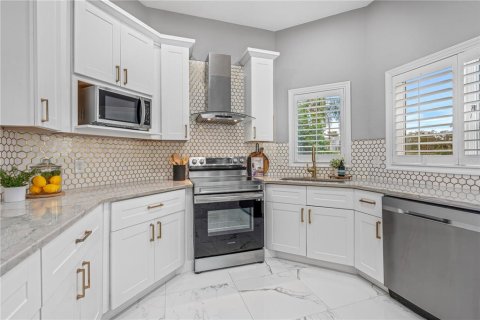 House in Ormond Beach, Florida 4 bedrooms, 406.82 sq.m. № 2224651 - photo 14
