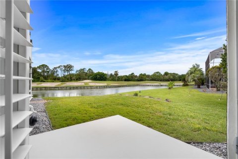 House in Ormond Beach, Florida 4 bedrooms, 406.82 sq.m. № 2224651 - photo 28