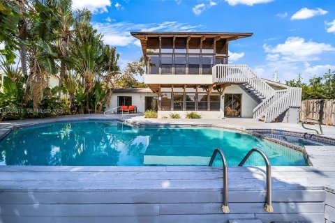 House in Fort Lauderdale, Florida 4 bedrooms, 249.44 sq.m. № 2076804 - photo 3