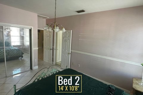 Купить виллу или дом в Уэст -Майами, Флорида 10 комнат, 171.31м2, № 1948959 - фото 13