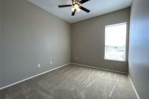 House in Orlando, Florida 4 bedrooms, 277.22 sq.m. № 1914034 - photo 23