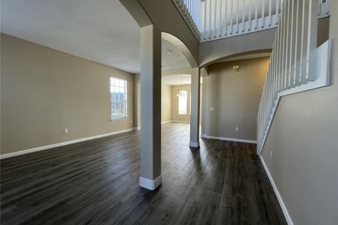 House in Orlando, Florida 4 bedrooms, 277.22 sq.m. № 1914034 - photo 12