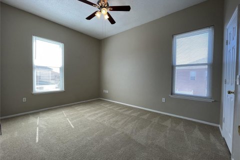 House in Orlando, Florida 4 bedrooms, 277.22 sq.m. № 1914034 - photo 20