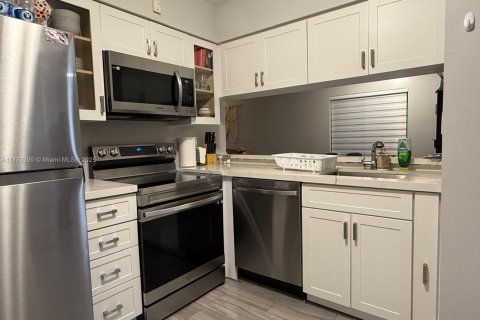 Copropriété à vendre à Miami, Floride: 2 chambres, 113.71 m2 № 2020486 - photo 7