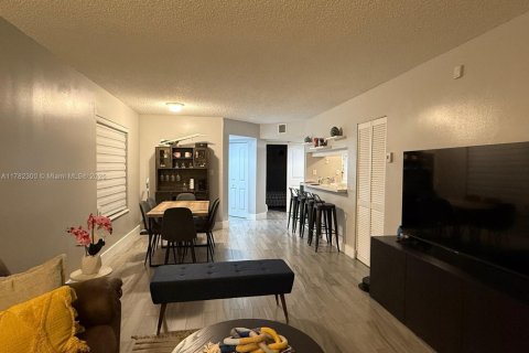 Copropriété à vendre à Miami, Floride: 2 chambres, 113.71 m2 № 2020486 - photo 12